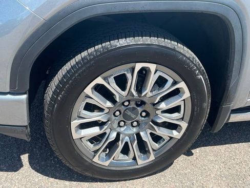 Used 2023 GMC Sierra 1500 Denali Ultimate AWD/4WD image 11