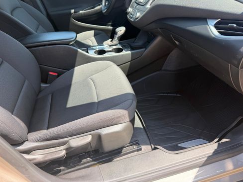 Used 2023 Chevrolet Malibu RS w/ LPO, Floor Liner Package FWD image 27