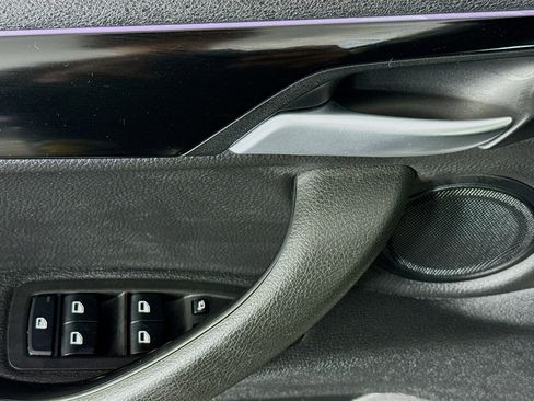 Used 2022 BMW X2 sDrive28i w/ Convenience Package image 23