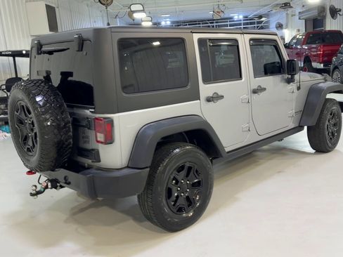 Used 2018 Jeep Wrangler Unlimited Sport AWD/4WD image 9