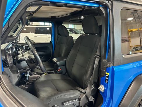 Used 2022 Jeep Wrangler Sport AWD/4WD image 12