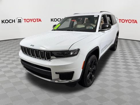 Used 2023 Jeep Grand Cherokee L Limited AWD/4WD image 3