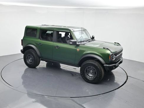 Used 2025 Ford Bronco Badlands AWD/4WD image 42