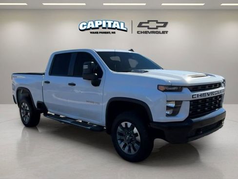 Used 2023 Chevrolet Silverado 2500 Custom w/ Custom Value Package image 7