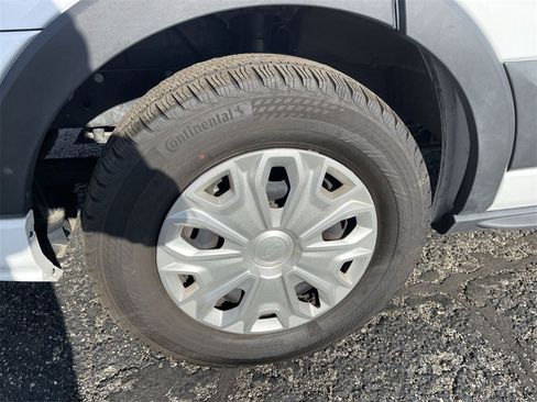 Used 2024 Ford Transit 350 XLT image 2