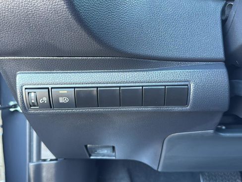 Certified 2025 Toyota Corolla SE image 12