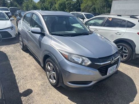 Used 2017 Honda HR-V LX image 23