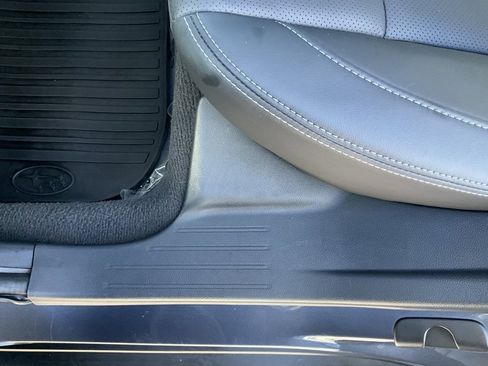 Used 2017 Subaru Outback 2.5i Limited image 27