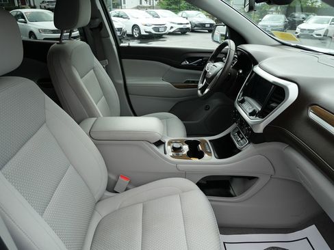 Used 2021 GMC Acadia SLE w/ Driver Convenience Package AWD/4WD image 18