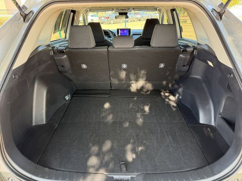 Used 2025 Toyota RAV4 LE image 31