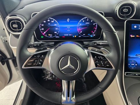 Certified 2025 Mercedes-Benz GLC 300 GLC 300 image 18