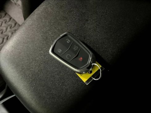 Used 2023 Chevrolet Equinox LT image 29