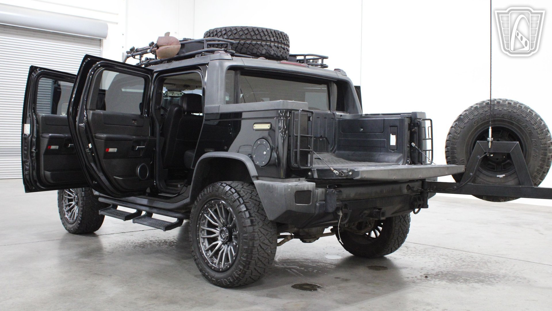 Used 2005 HUMMER H2 SUT w/ Preferred Equipment Group AWD/4WD image 37