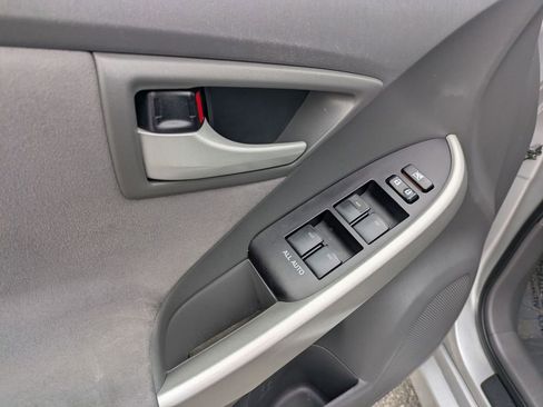 Used 2010 Toyota Prius Two image 12