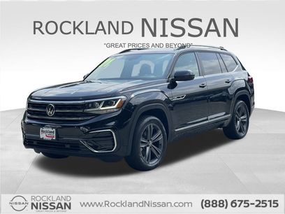 Used 2021 Volkswagen Atlas SE w/ Panoramic Sunroof Package