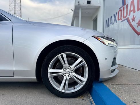 Used 2018 Volvo S90 T5 Momentum w/ Convenience Package AWD/4WD image 26