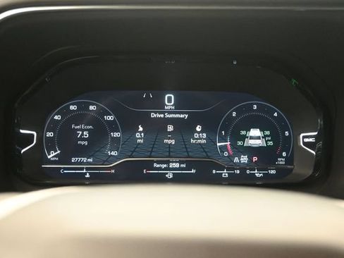 Used 2024 GMC Yukon Denali AWD/4WD image 13