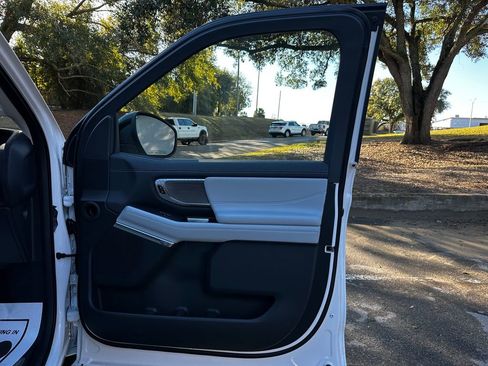 New 2025 Ford Expedition Platinum w/ Platinum Ultimate Package image 34