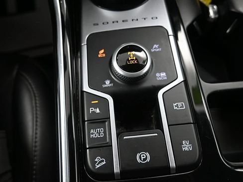 Used 2022 Kia Sorento SX AWD/4WD image 24