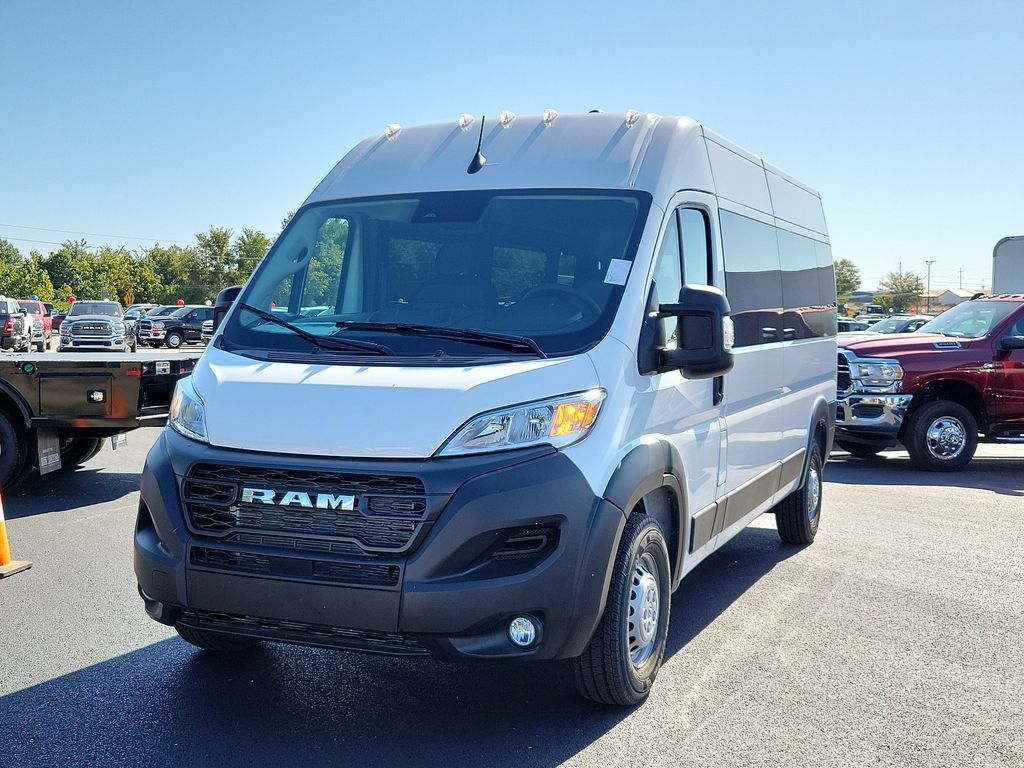 New 2024 RAM ProMaster 2500 w/ Convenience Group FWD image 2