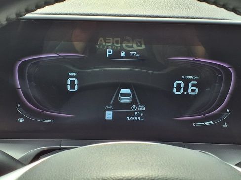 Certified 2025 Kia Telluride S FWD image 30