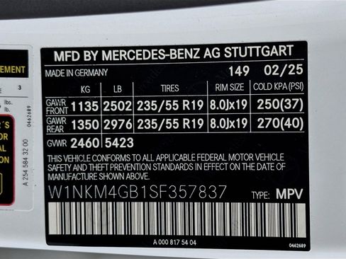 Certified 2025 Mercedes-Benz GLC 300 GLC 300 image 24