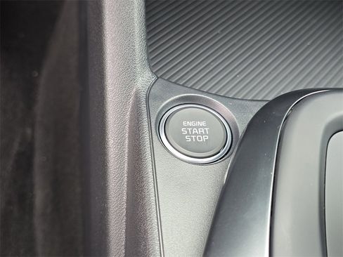 New 2025 Kia K4 LXS image 29