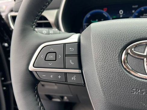 Used 2026 Toyota Highlander Limited AWD/4WD image 22