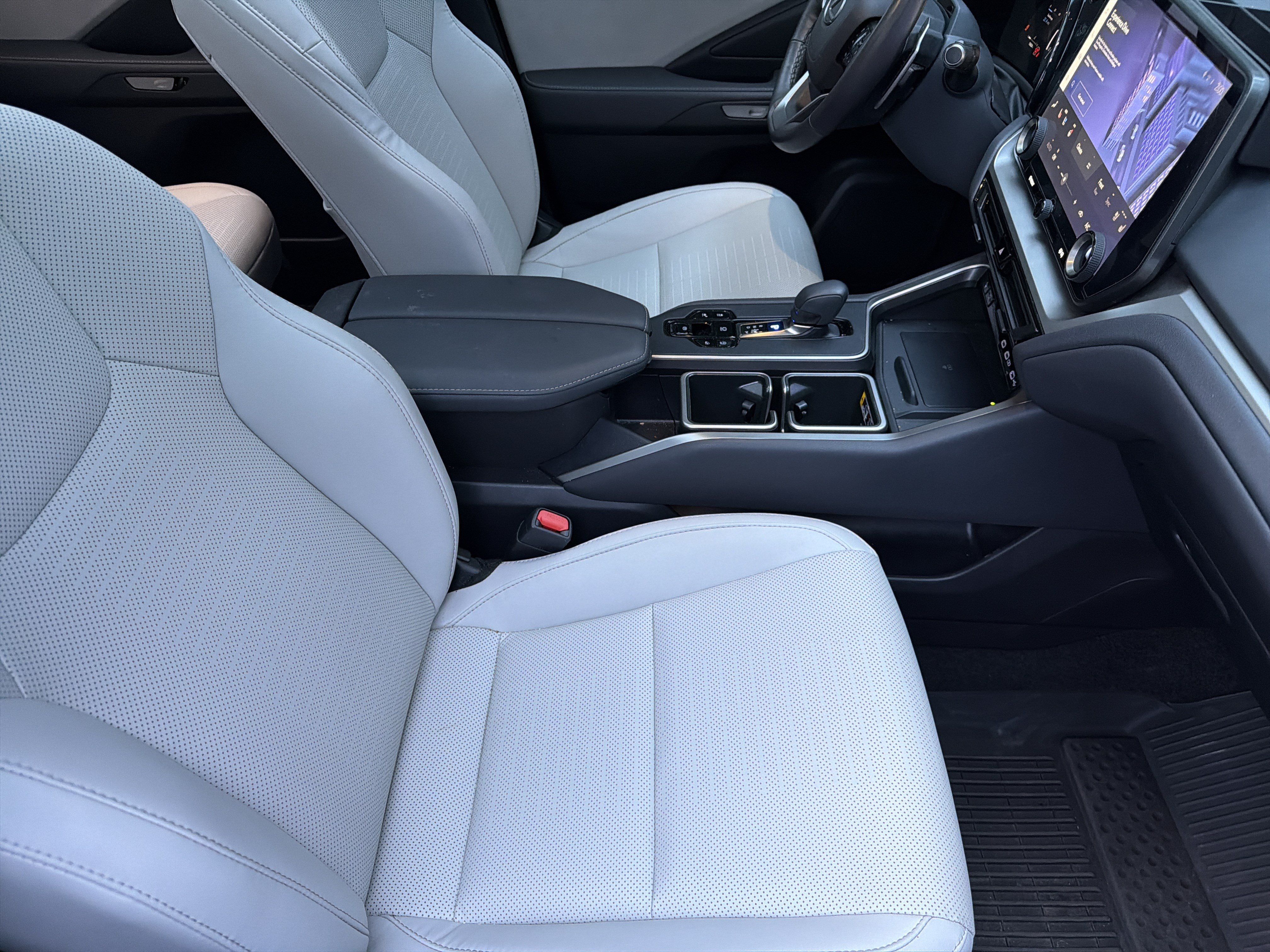 Used 2026 Lexus TX 350 AWD w/ Technology Package image 40