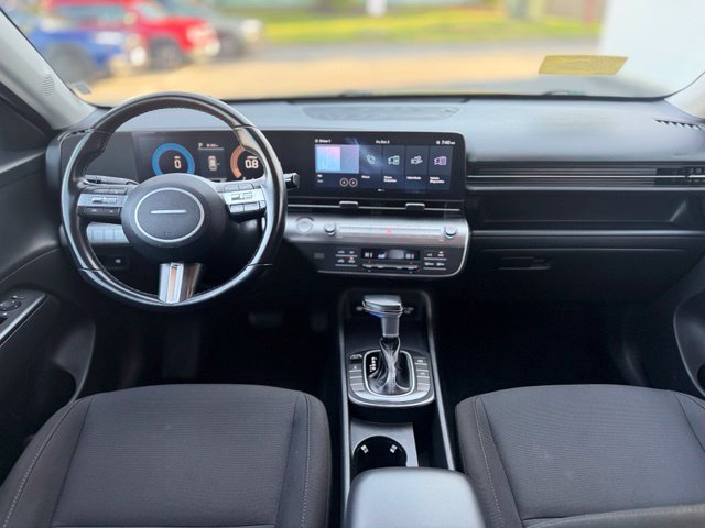 Used 2024 Hyundai Kona SEL AWD/4WD image 24