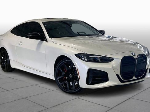 Certified 2025 BMW 440i xDrive Coupe w/ Premium Package AWD/4WD image 2