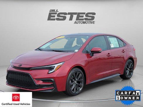 Certified 2026 Toyota Corolla SE w/ SE Package image 1