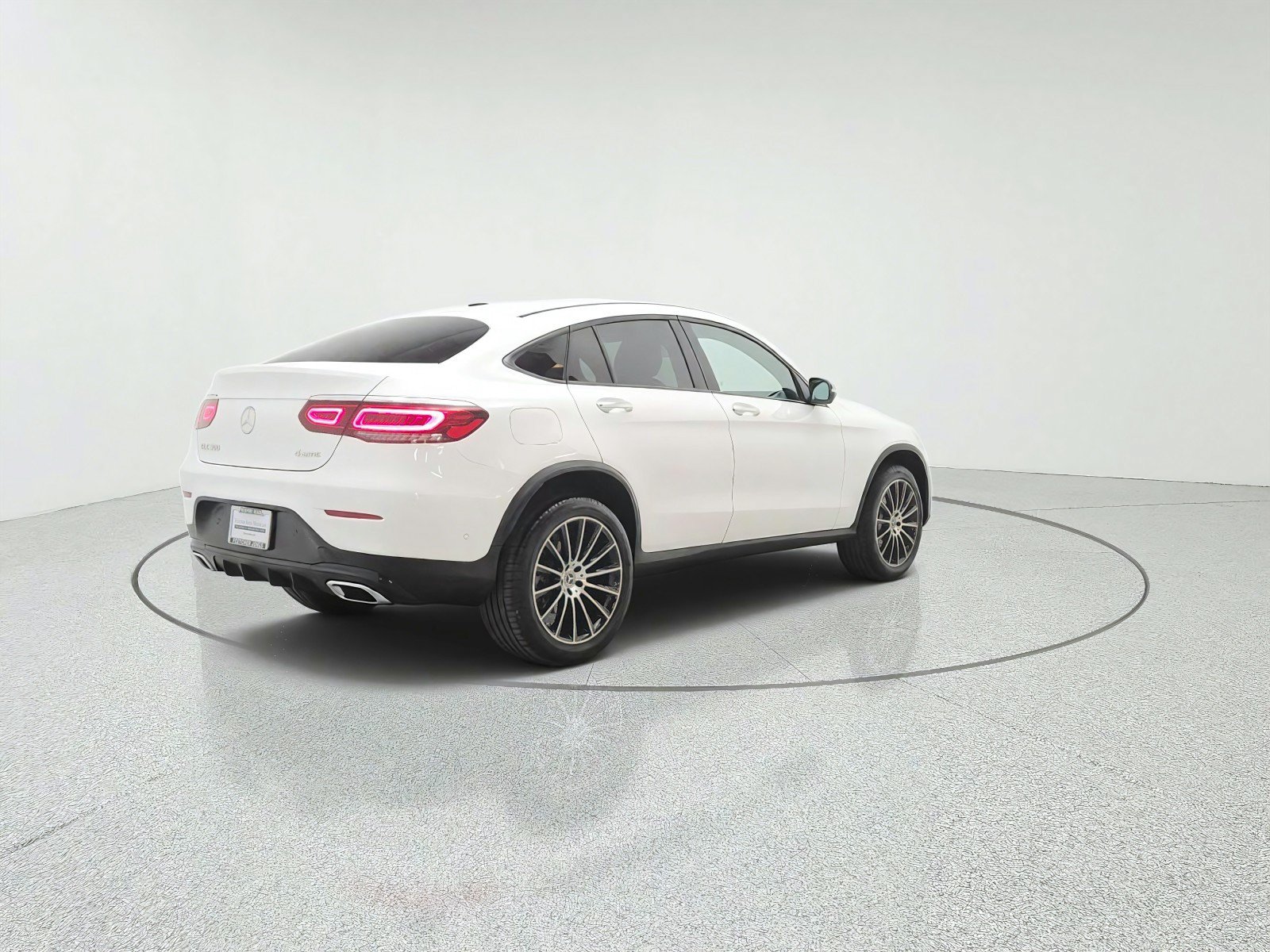 Certified 2023 Mercedes-Benz GLC 300 4MATIC Coupe image 5