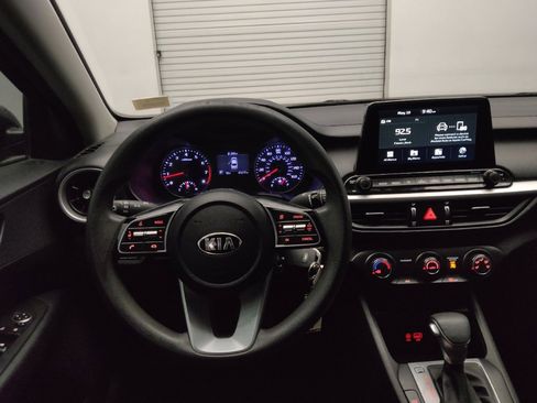 Used 2020 Kia Forte LXS FWD image 22