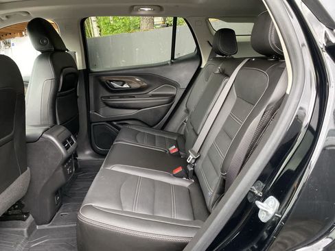 Used 2022 GMC Terrain Denali w/ Denali Premium Package AWD/4WD image 15