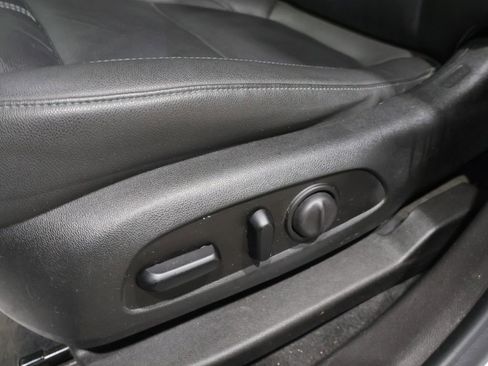 Used 2021 Chevrolet Blazer LT w/ LPO, Black Grille Bar Package image 12