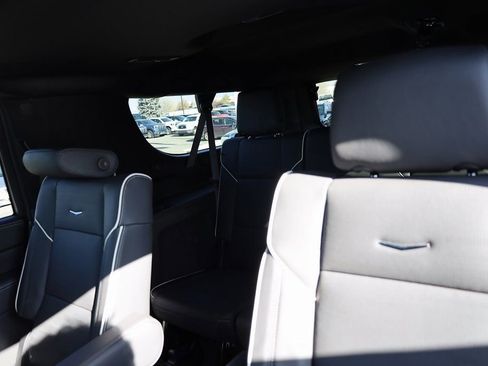 Used 2026 Cadillac Escalade ESV Sport w/ Touring Package AWD/4WD image 18