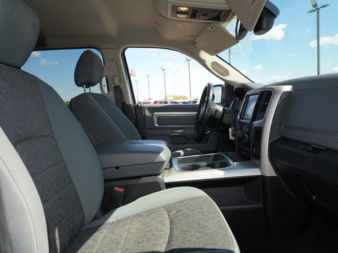 Used 2017 RAM 1500 Big Horn AWD/4WD image 28