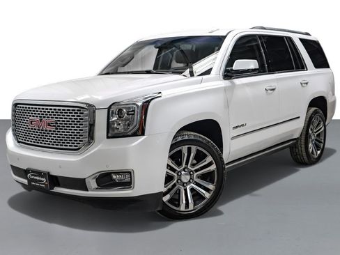 Used 2017 GMC Yukon Denali w/ Open Road Package image 4