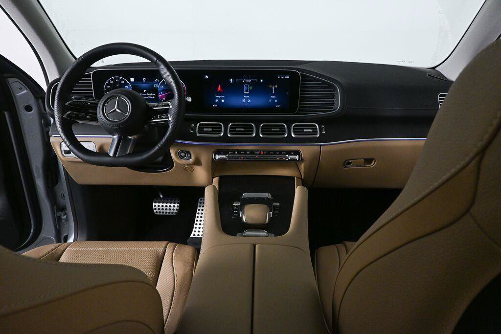 Certified 2026 Mercedes-Benz GLS 450 4MATIC image 11