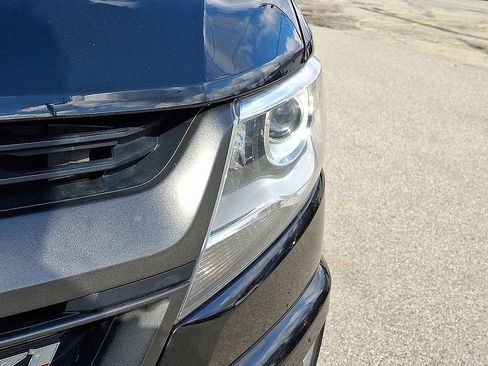 Used 2020 Chevrolet Colorado Z71 AWD/4WD image 14