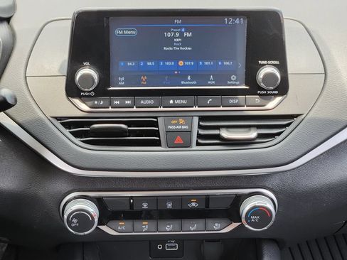 Used 2022 Nissan Altima 2.5 S FWD image 20