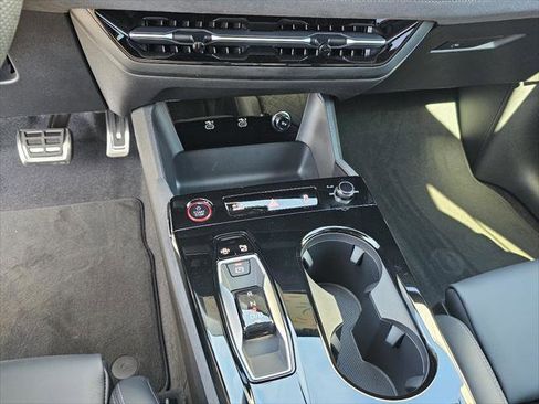 New 2025 Audi SQ6 e-tron Premium Plus image 11