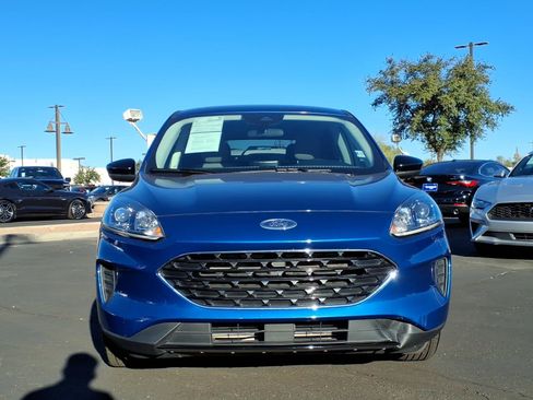 Certified 2022 Ford Escape SE w/ SE Sport Appearance Package image 2