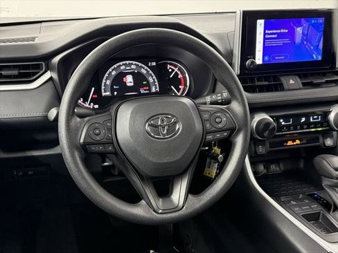 Certified 2025 Toyota RAV4 LE image 29