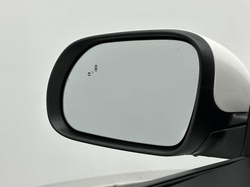 Used 2023 Kia Soul LX w/ LX Technology Package image 21