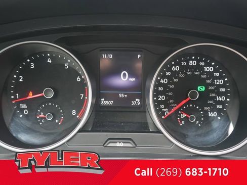 Used 2019 Volkswagen Tiguan SE image 46