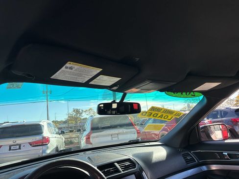 Used 2016 Ford Explorer XLT w/ Equipment Group 202A image 23