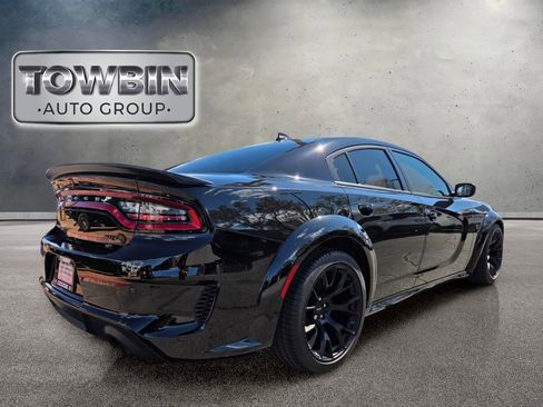 Used 2023 Dodge Charger SRT Hellcat w/ Harman/Kardon Audio Group RWD image 5