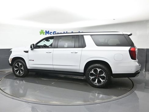 New 2026 GMC Yukon XL AT4 w/ AT4 Premium Plus Package image 28